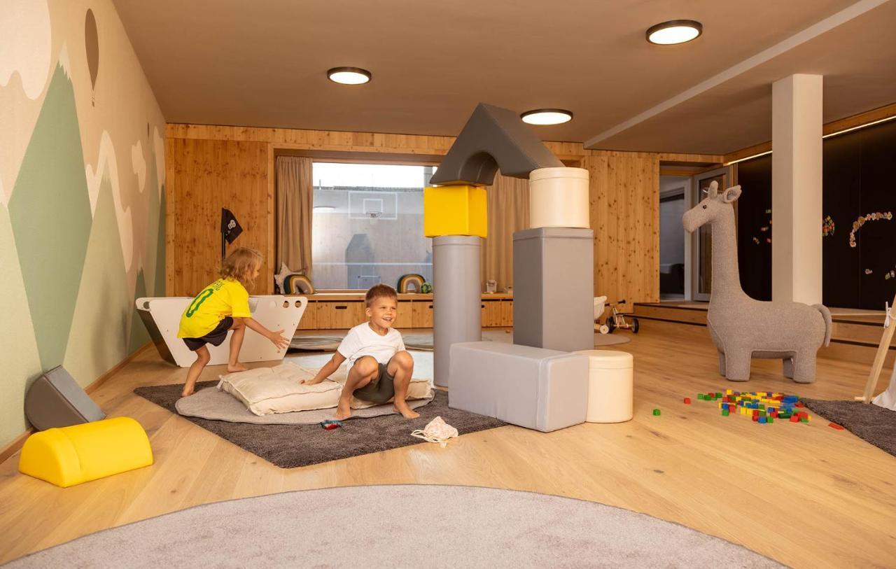 سخلادميخ Das Bleibt Alpine Suites المظهر الخارجي الصورة
